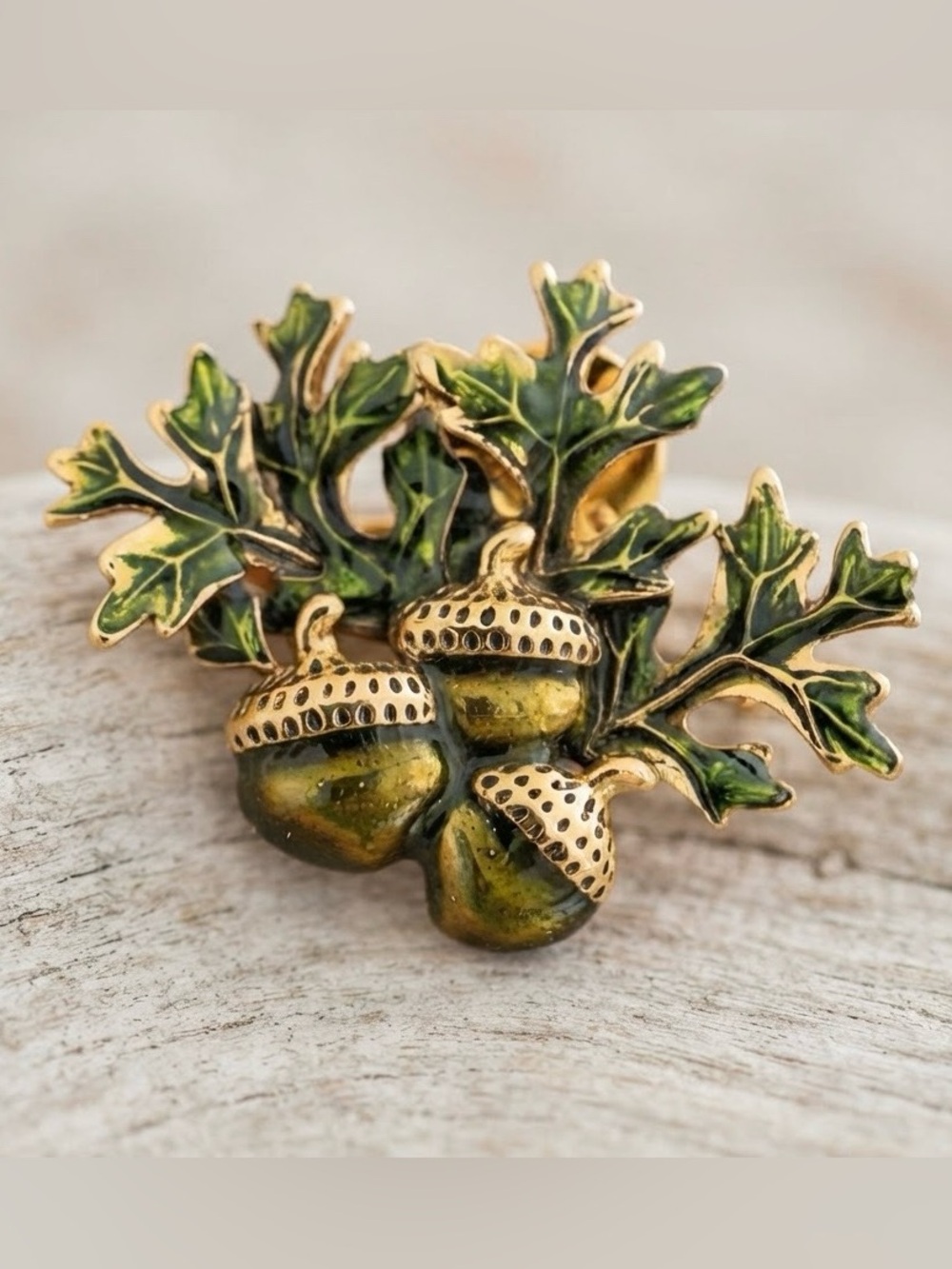 Vintage Signed AVON Enamel Acorn And Oak Leaf Cluster Brooch